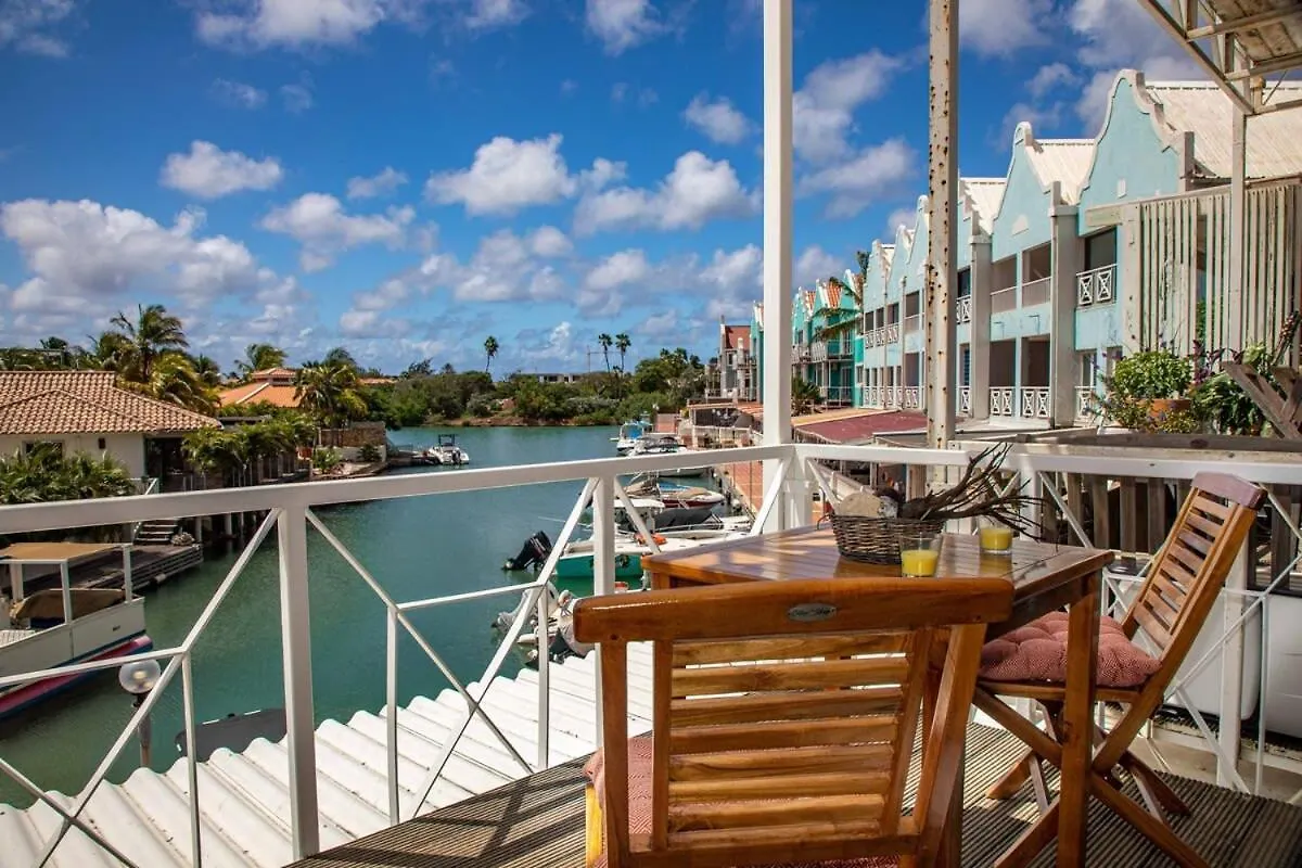 Caribbean Court Apartment Good Vibes كراليندايك